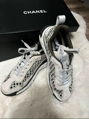 CHANEL White and Black Mesh Suede Runner Sneakers